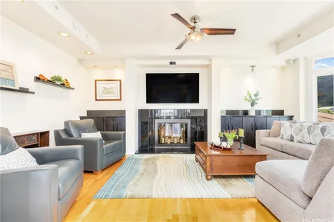 $2,200,000 | 3244 Keahi Street, Honolulu, HI 96822