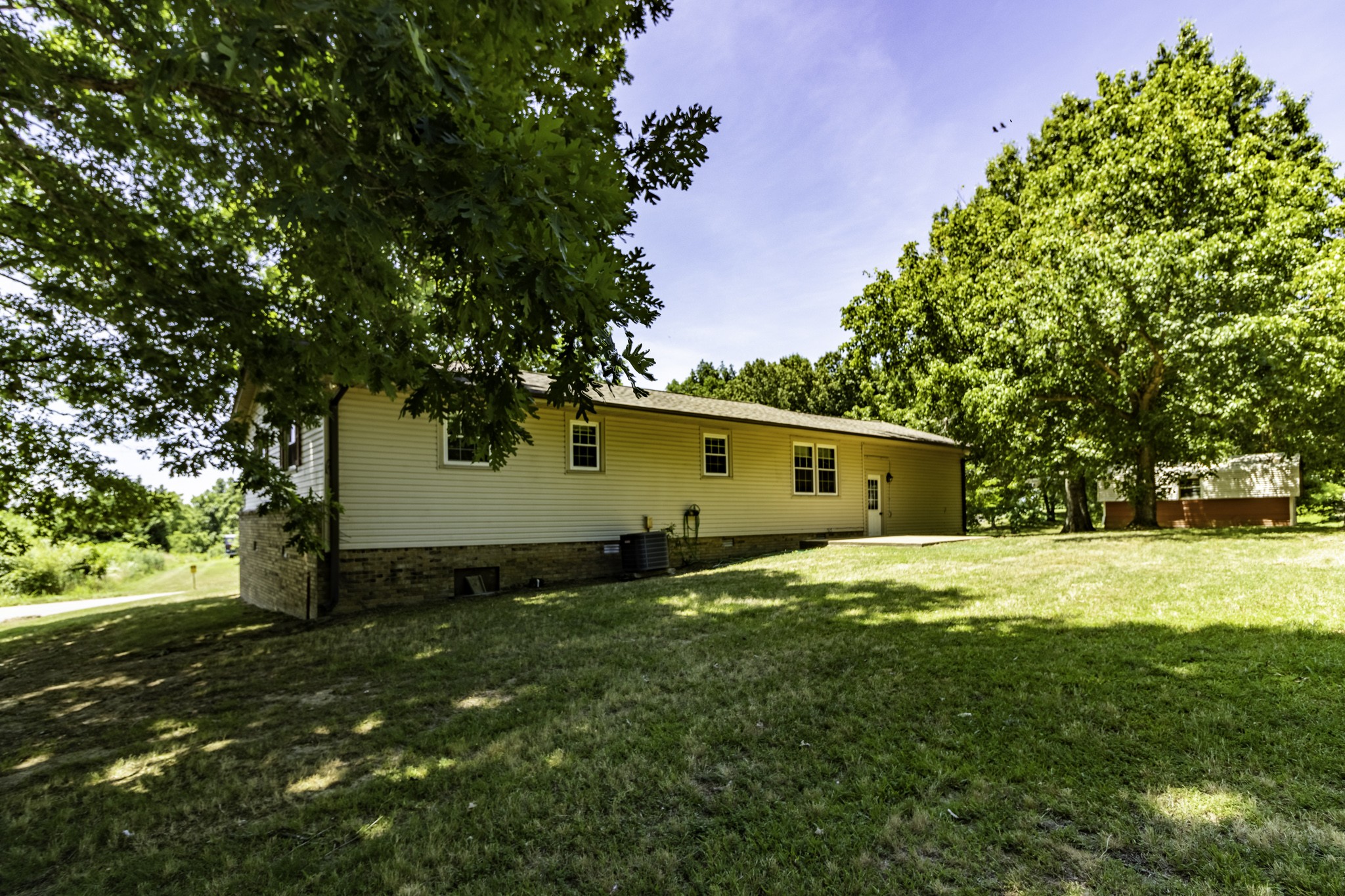 99 Beasley Road Lawrenceburg, TN 38464 - Photo 7 of 17 Gallery Image 7