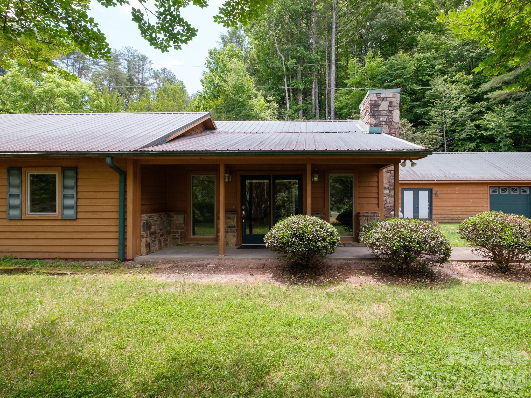332 Island Cove Road Penrose, NC 28766 - Photo 10 of 28