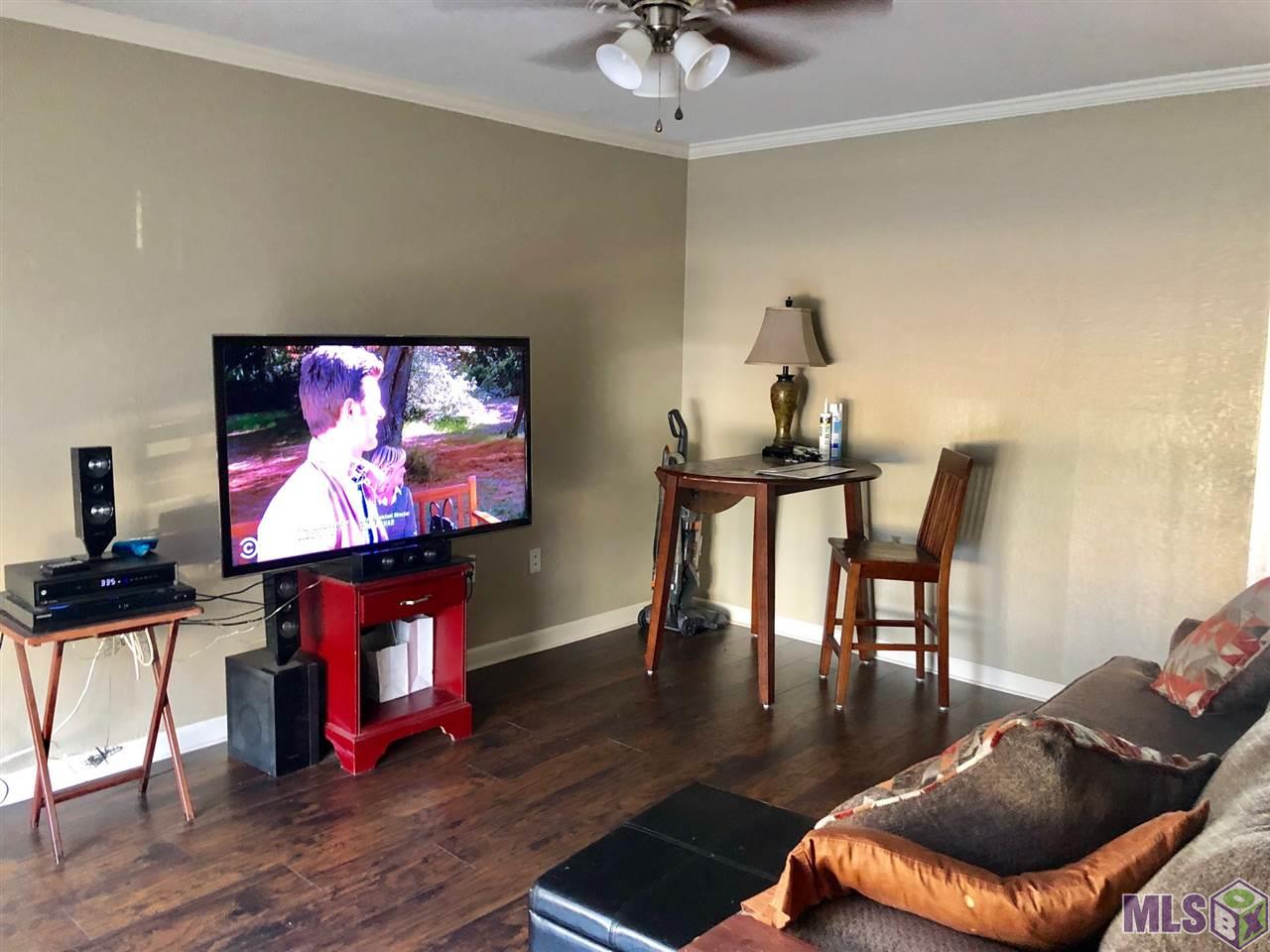 10300 West Winston Avenue, Unit 6 Baton Rouge, LA 70809 - Photo 3 of 26