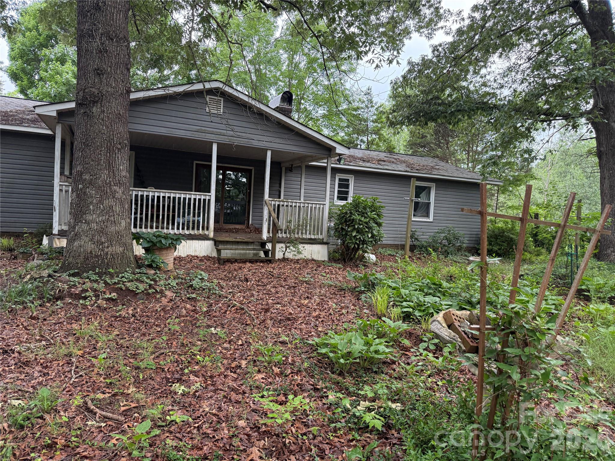 121 Brady Circle Road Statesville, NC 28625 - Photo 3 of 5