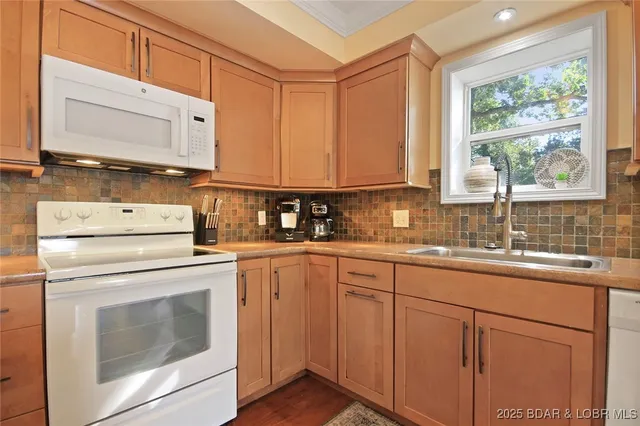 $689,900 | 2441 Mohawk Lane, Osage Beach, MO 65065