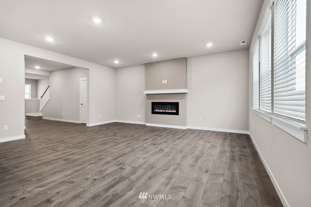 5801 Waverly Road Southwest, Unit 12 Port Orchard, WA 98367 - Photo 6 of 39 Gallery Image 6