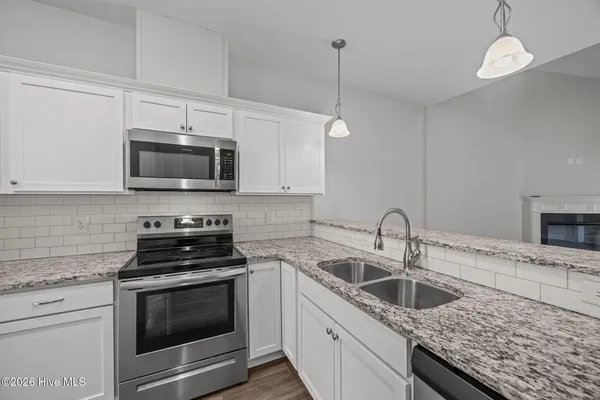 $271,900 | 1819 Fox Den Way, Unit 3, Greenville, NC 27858