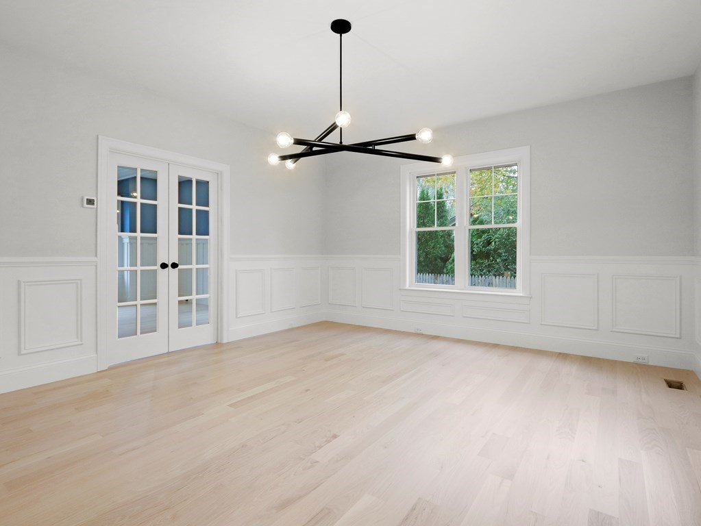 55 MacArthur Road Natick, MA 01760 - Photo 7 of 9