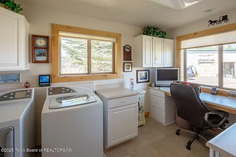 $1,650,000 | 87 Rayco Drive, Thayne, WY 83127