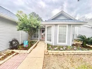 $335,000 | 102 Midland Court, Niceville, FL 32578