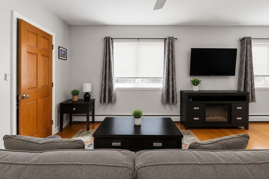 74 California Street Fall River, MA 02723 - Photo 10 of 39