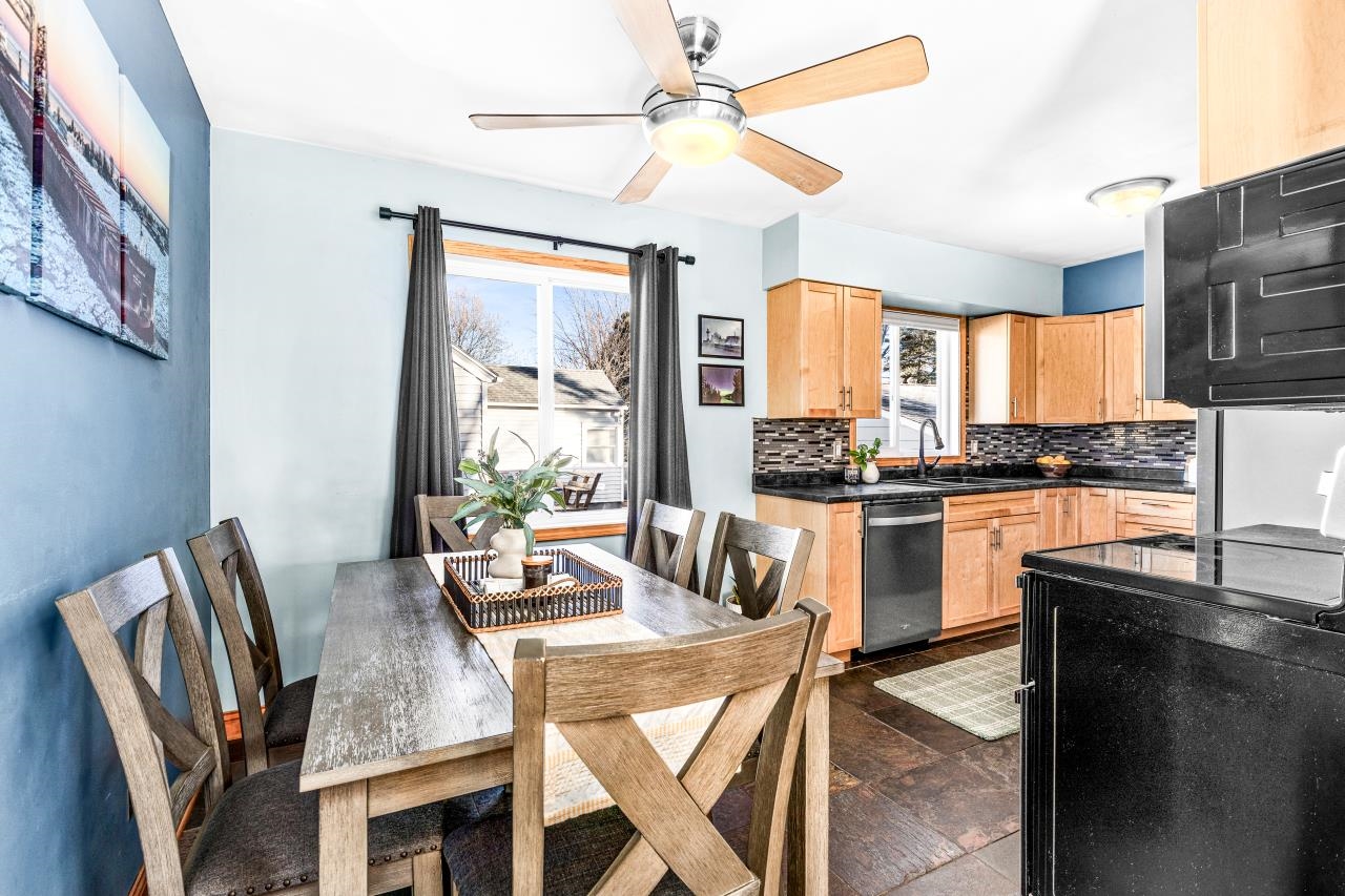 32 West Palm Street Duluth, MN 55811 - Photo 9 of 44