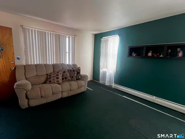 $289,999 | 25 Elizabeth Street, Ansonia, CT 06401