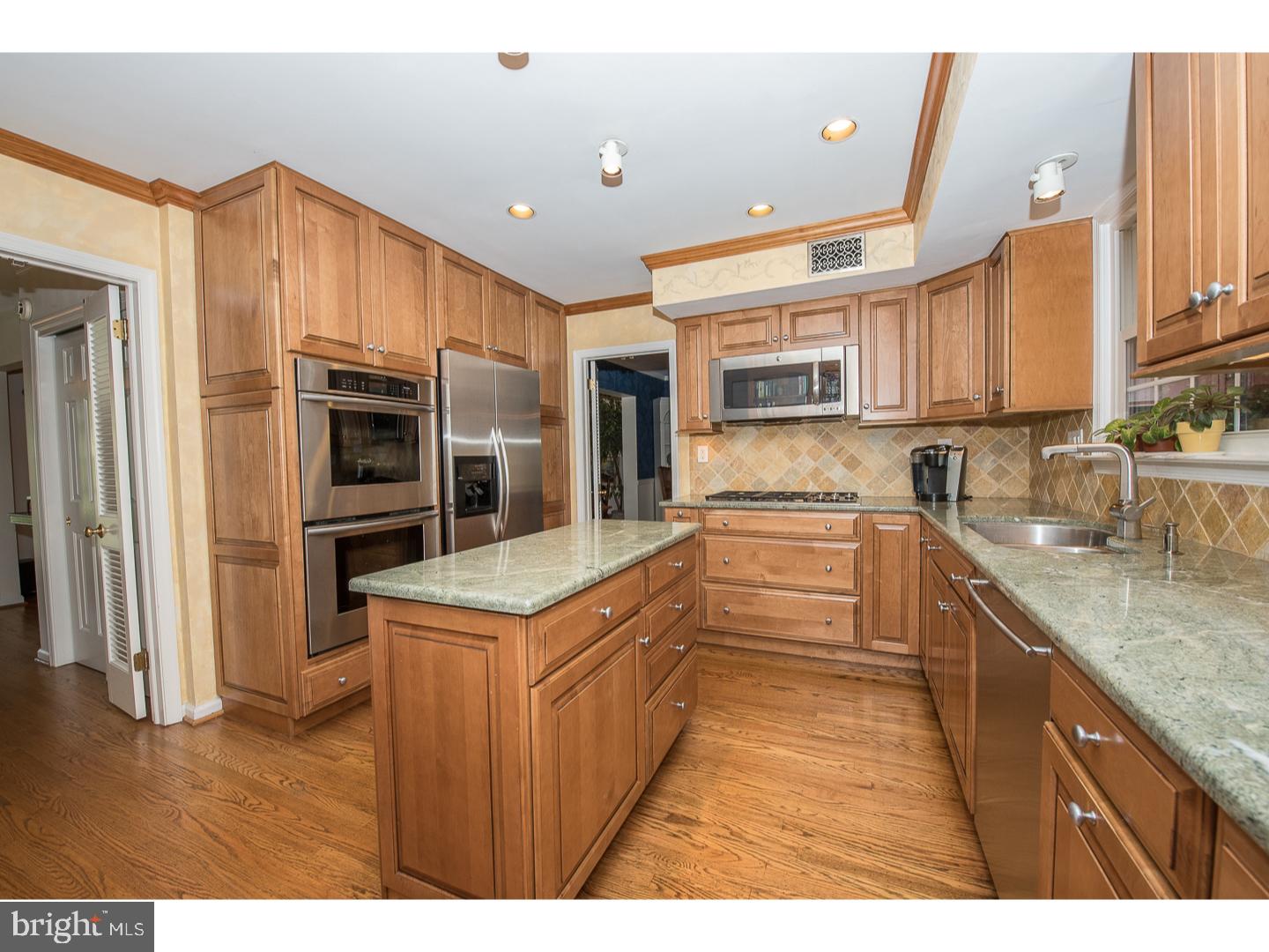 142 Bodine Road Berwyn, PA 19312 - Photo 9 of 25 Gallery Image 9