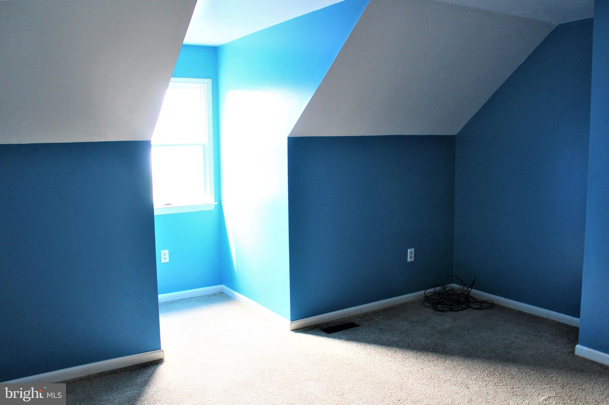 4335 Stoudts Ferry Bridge Road Reading, PA 19605 - Photo 14 of 29 BEDROOM 2 2ND FLOOR