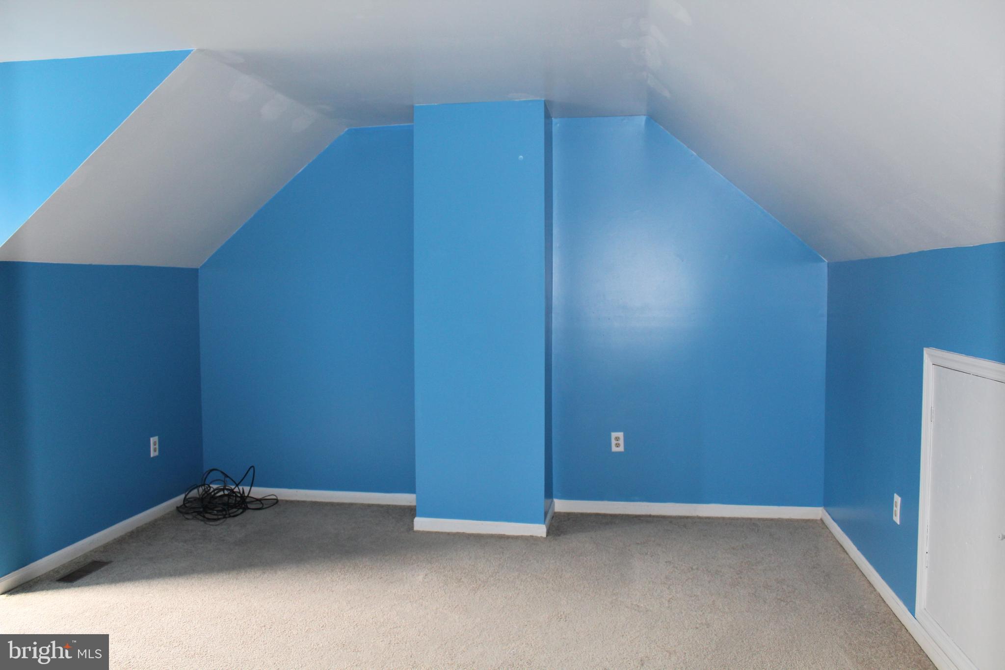4335 Stoudts Ferry Bridge Road Reading, PA 19605 - Photo 15 of 29 BEDROOM 2