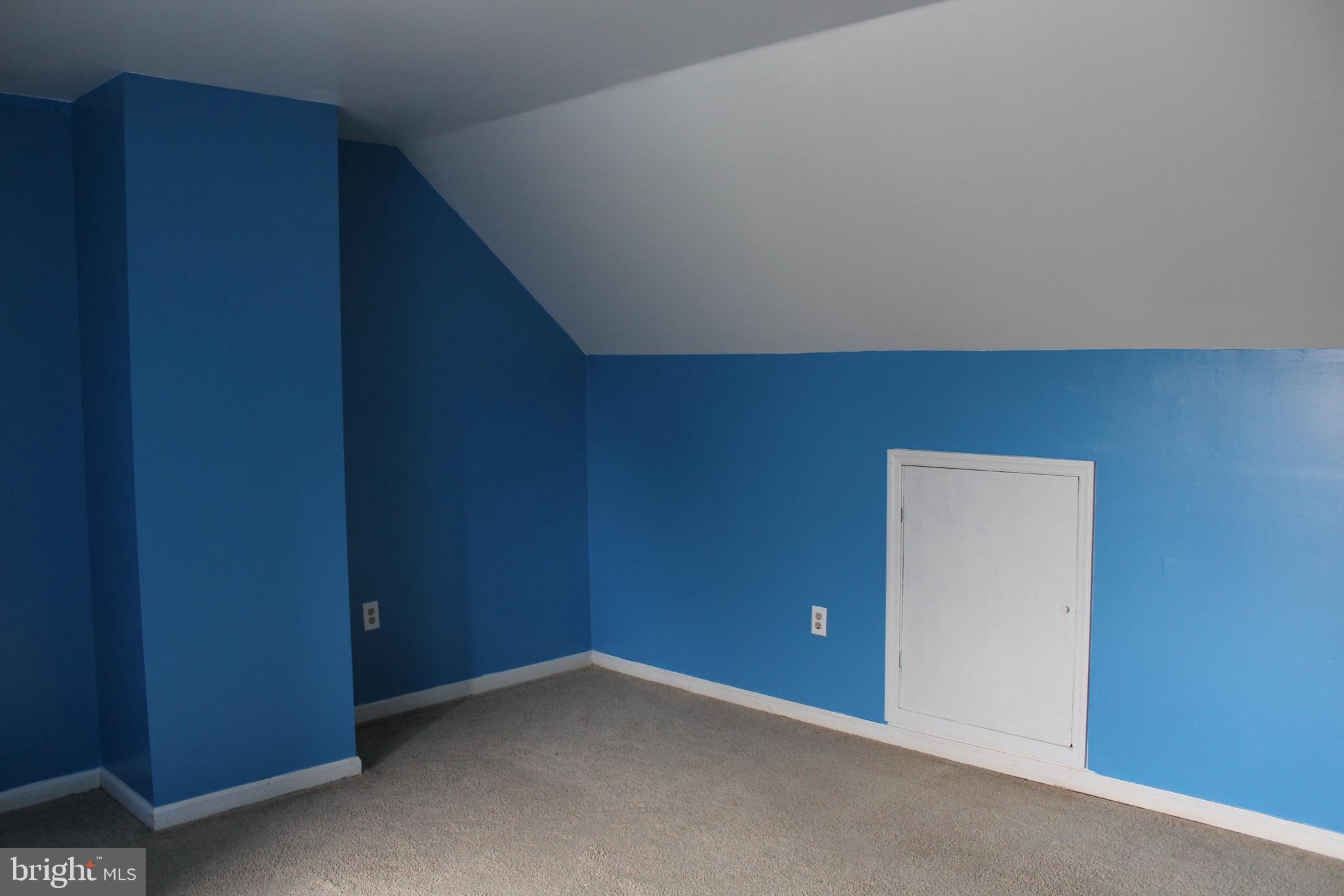 4335 Stoudts Ferry Bridge Road Reading, PA 19605 - Photo 16 of 29 BEDROOM 2