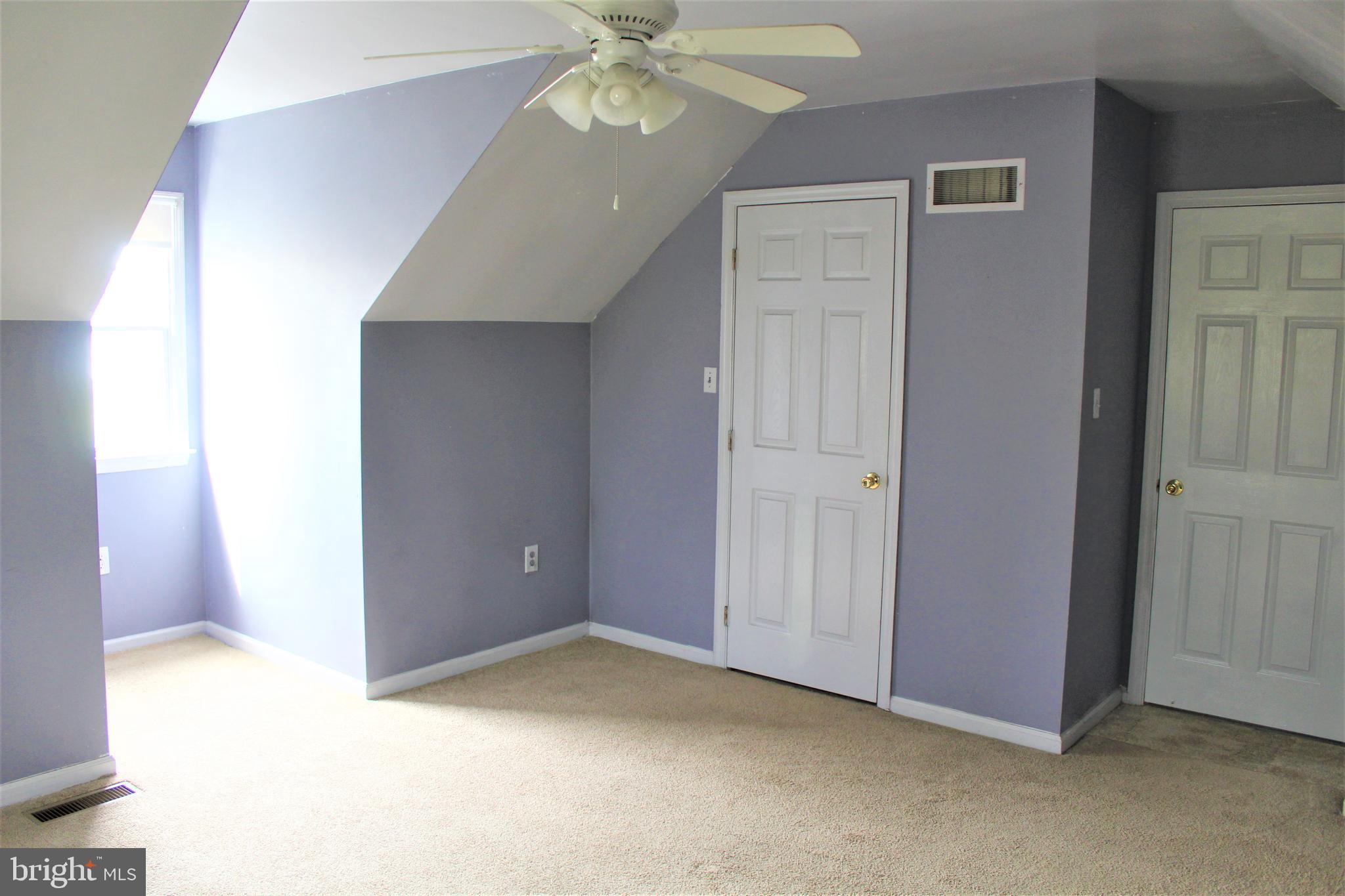 4335 Stoudts Ferry Bridge Road Reading, PA 19605 - Photo 17 of 29 BEDROOM 3 2ND FLOOR