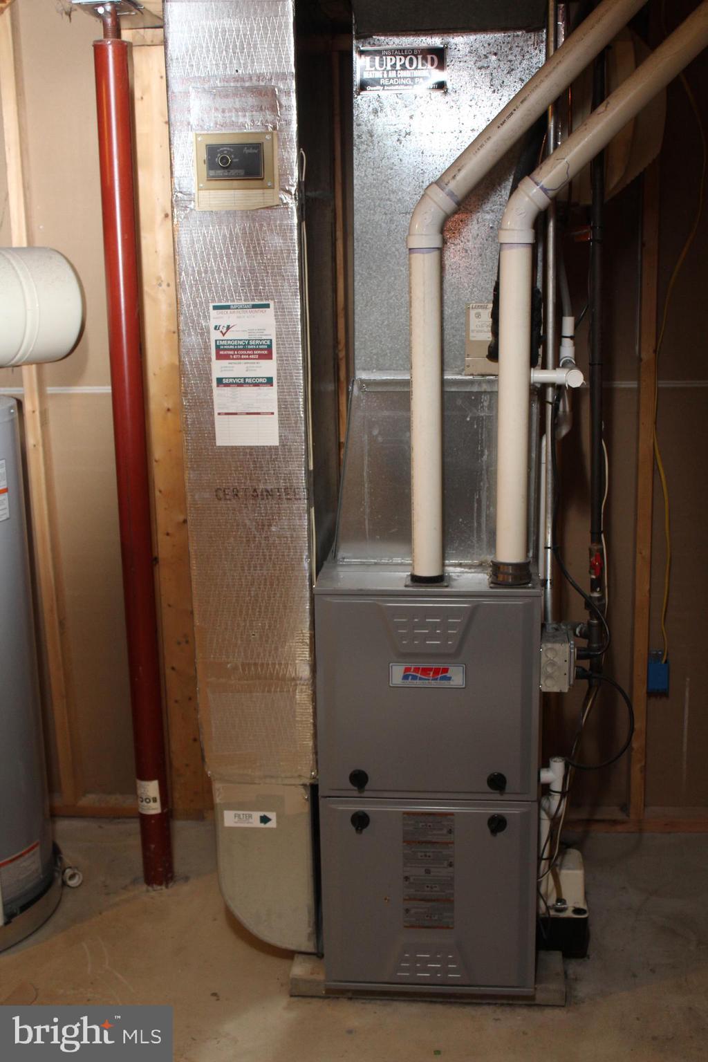 4335 Stoudts Ferry Bridge Road Reading, PA 19605 - Photo 29 of 29 96% EFFICIENCY NEWER FURNACE