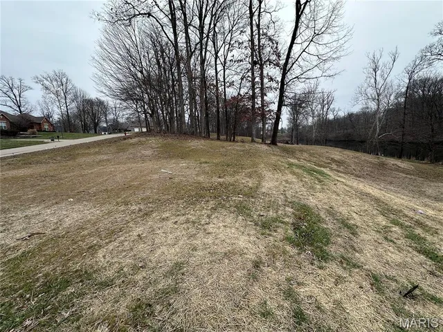 $109,900 | 58 Stonebridge Crossing Drive, Maryville, IL 62062