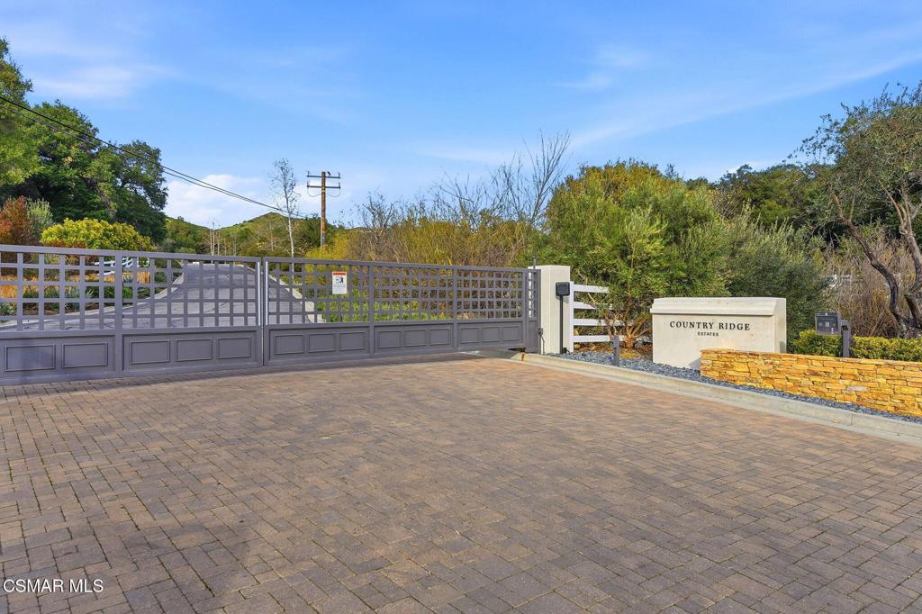 2691 Country Ridge Road Calabasas, CA 91302 - Photo 7 of 74