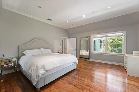 $2,795,000 | 100 Garden Road, Scarsdale, NY 10583