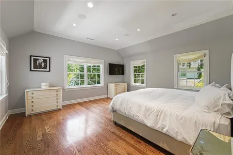 $2,795,000 | 100 Garden Road, Scarsdale, NY 10583