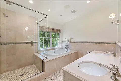 $2,795,000 | 100 Garden Road, Scarsdale, NY 10583