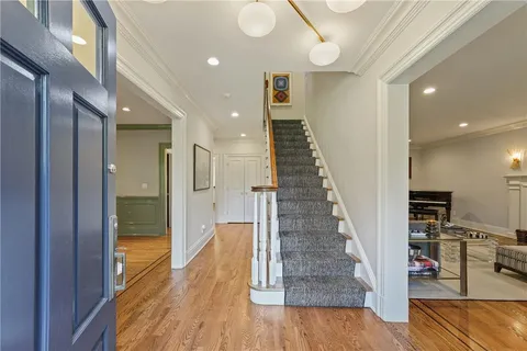 $2,795,000 | 100 Garden Road, Scarsdale, NY 10583