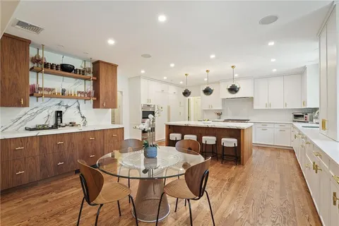 $2,795,000 | 100 Garden Road, Scarsdale, NY 10583