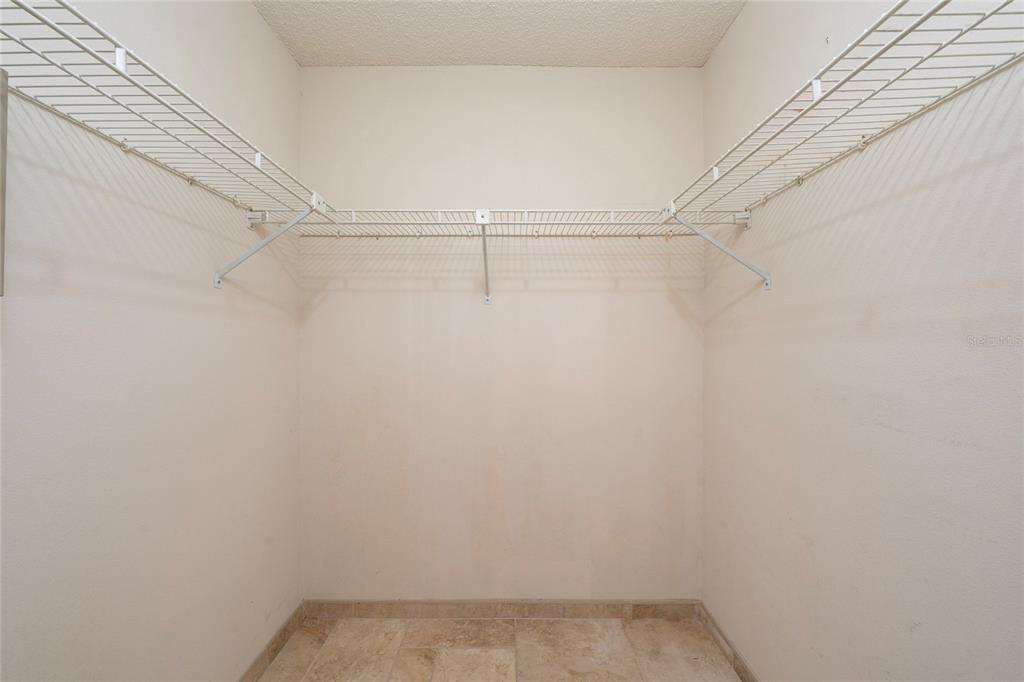 5489 Caurus Court Orlando, FL 32808 - Photo 11 of 33