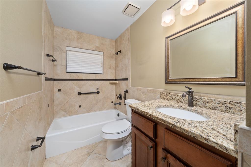 5489 Caurus Court Orlando, FL 32808 - Photo 18 of 33