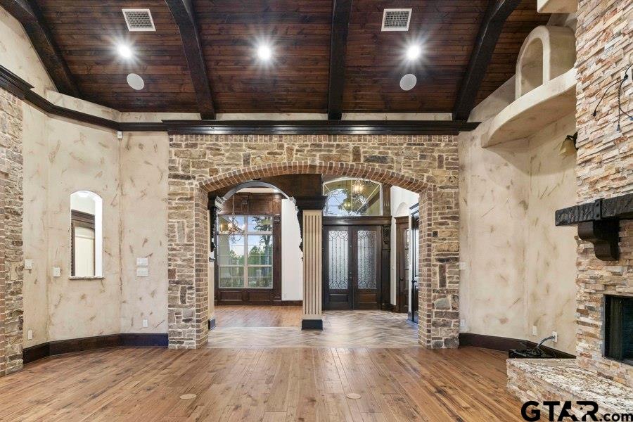 11378 Highway 110 Tyler, TX 75704 - Photo 19 of 42 a view of gallery with wooden floor