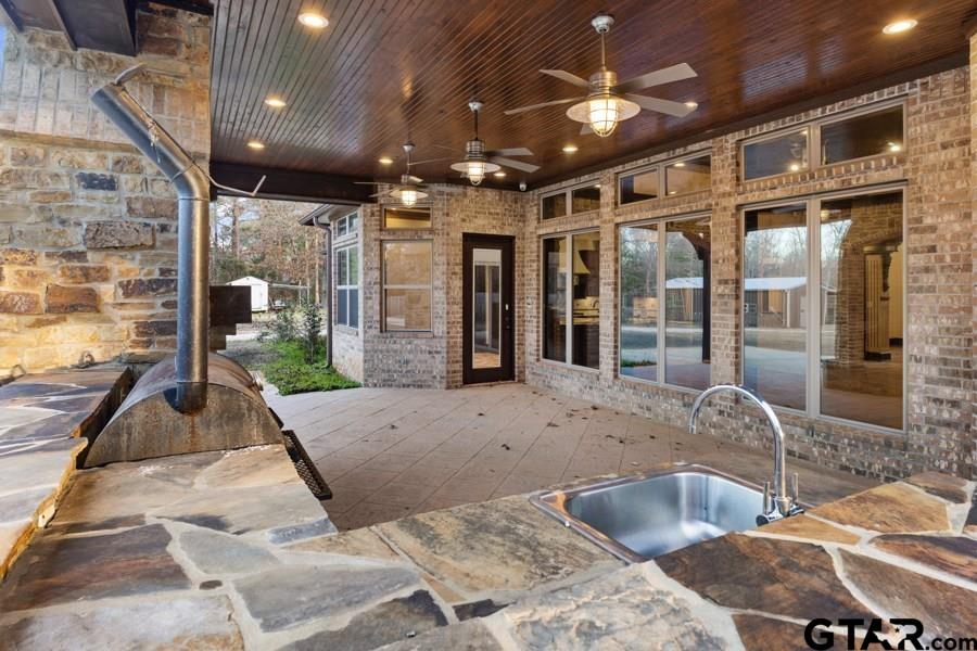 11378 Highway 110 Tyler, TX 75704 - Photo 40 of 42 a view of a porch