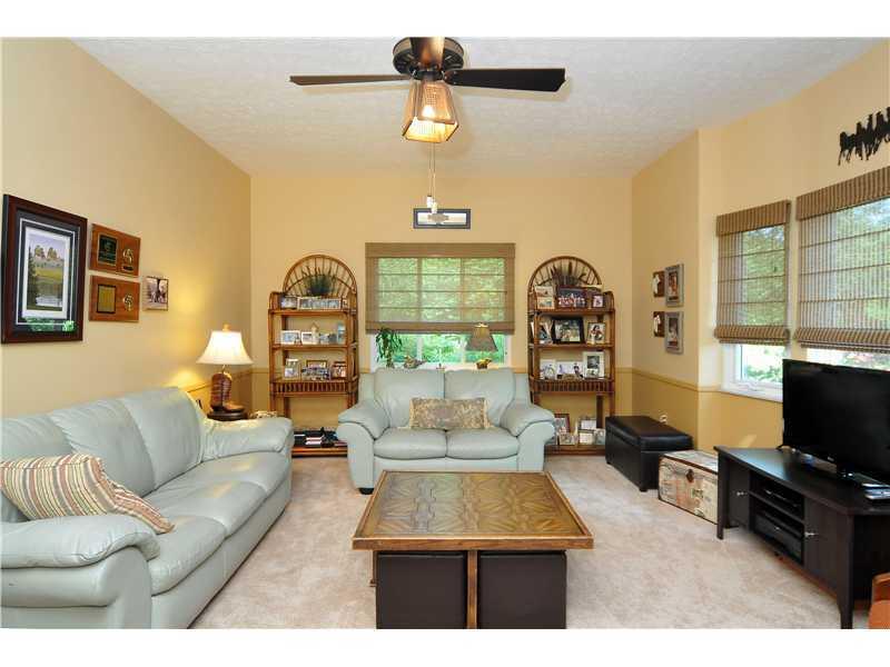 1345 Coraopolis Heights Road Coraopolis, PA 15108 - Photo 5 of 21 Family Room.