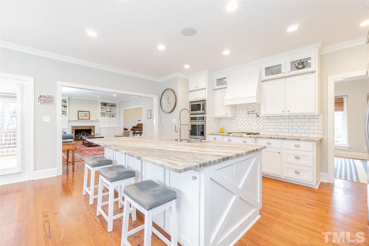 704 Sandown Place Raleigh, NC 27615 - Photo 13 of 30