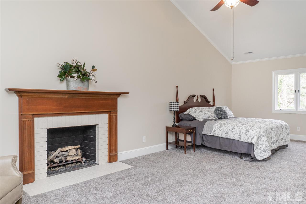 704 Sandown Place Raleigh, NC 27615 - Photo 17 of 30