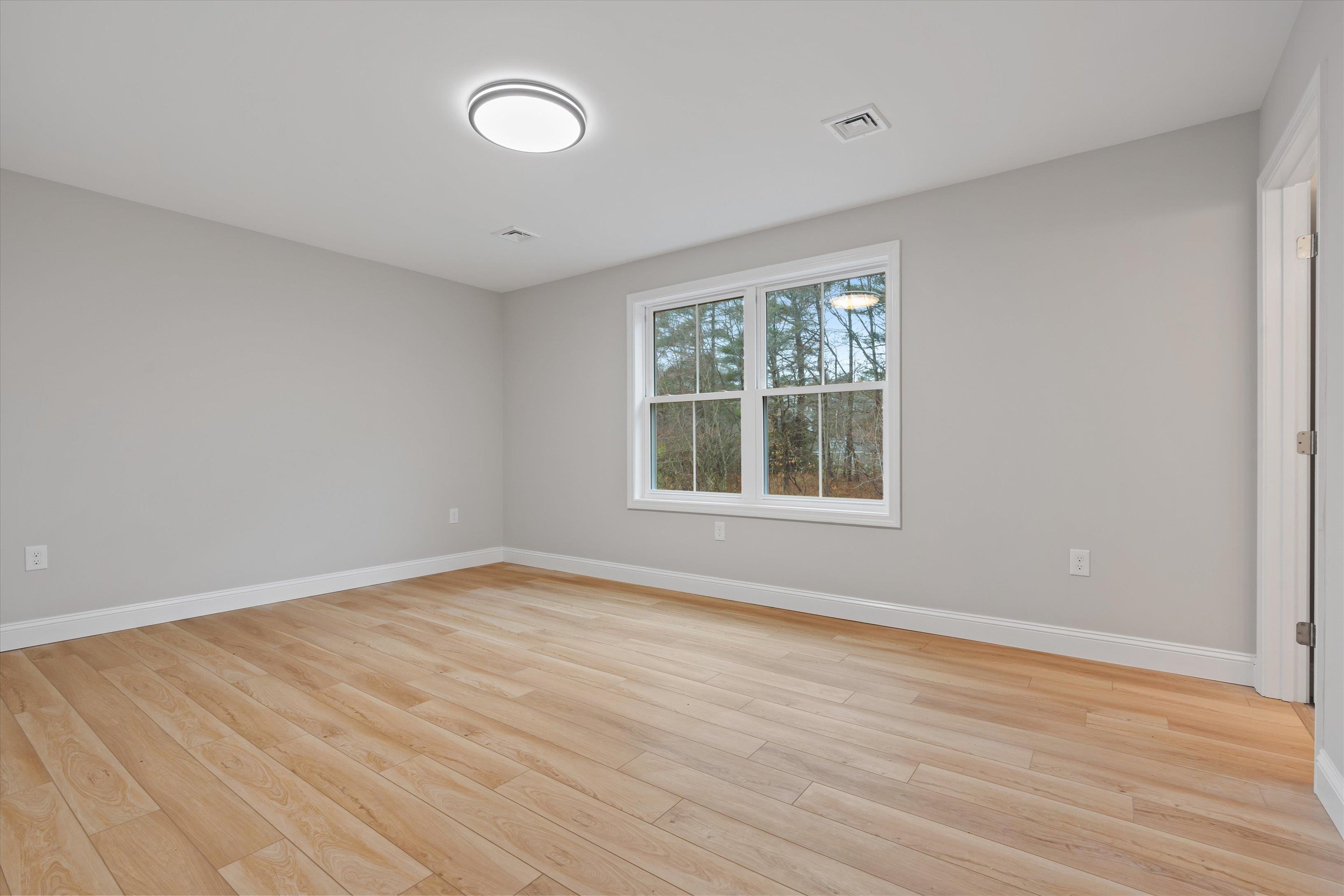 28 Hickory Hill Road Epping, NH 03042 - Photo 19 of 60