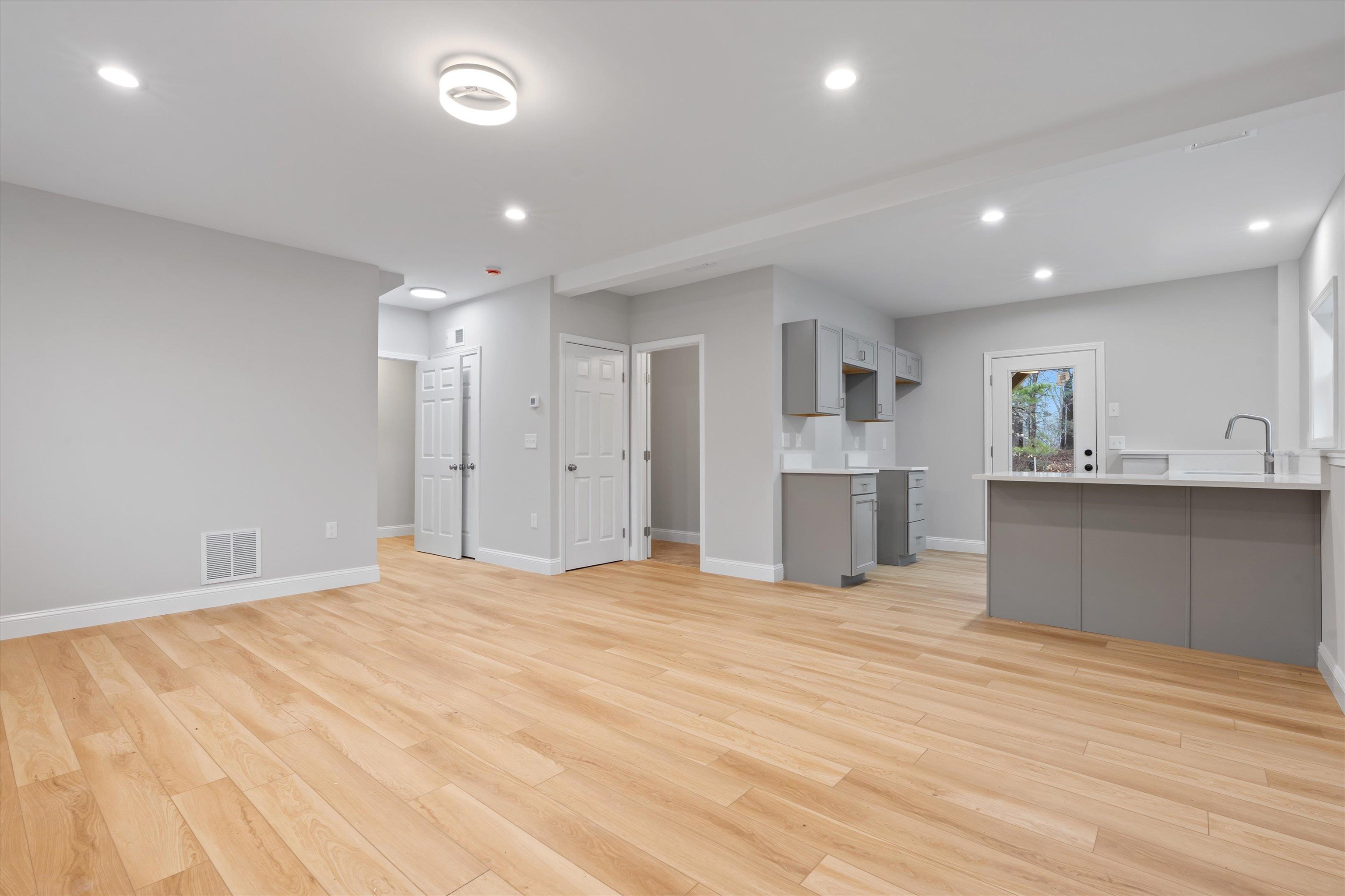 28 Hickory Hill Road Epping, NH 03042 - Photo 33 of 60