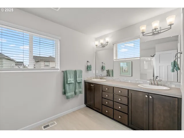 $499,000 | 3477 Southeast Salmonfly Lane, Hillsboro, OR 97123