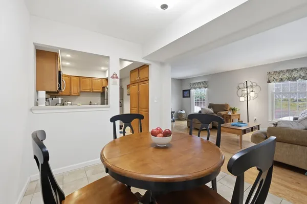 $289,900 | 20 Jamestown Drive, Unit B, Springfield, MA 01108