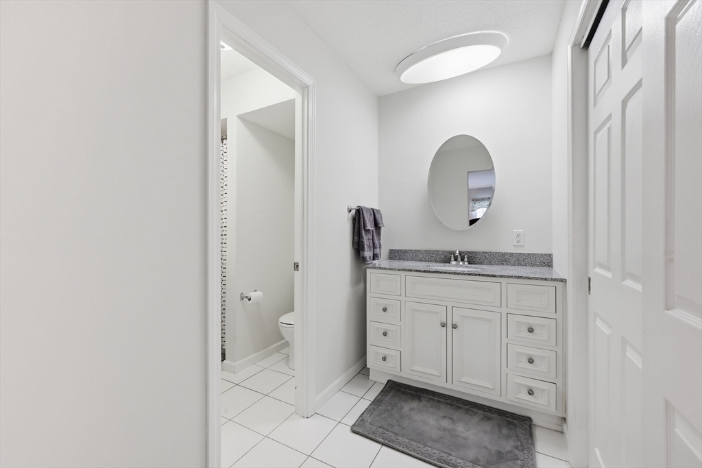 20 Jamestown Drive, Unit B Springfield, MA 01108 - Photo 35 of 41