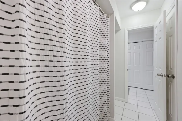 $289,900 | 20 Jamestown Drive, Unit B, Springfield, MA 01108