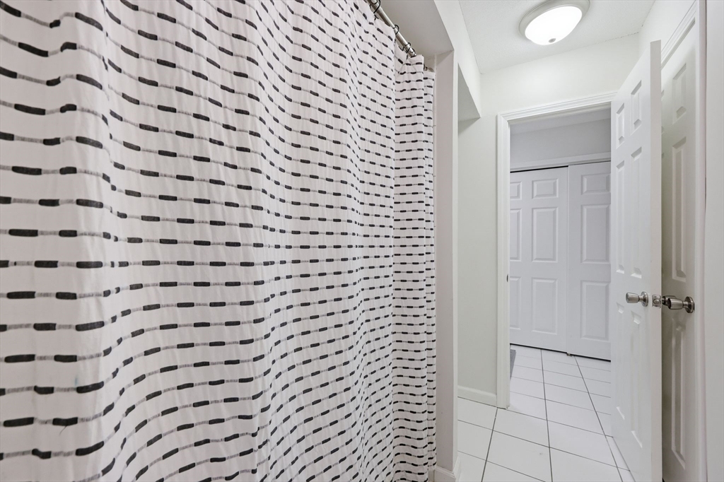 20 Jamestown Drive, Unit B Springfield, MA 01108 - Photo 37 of 41