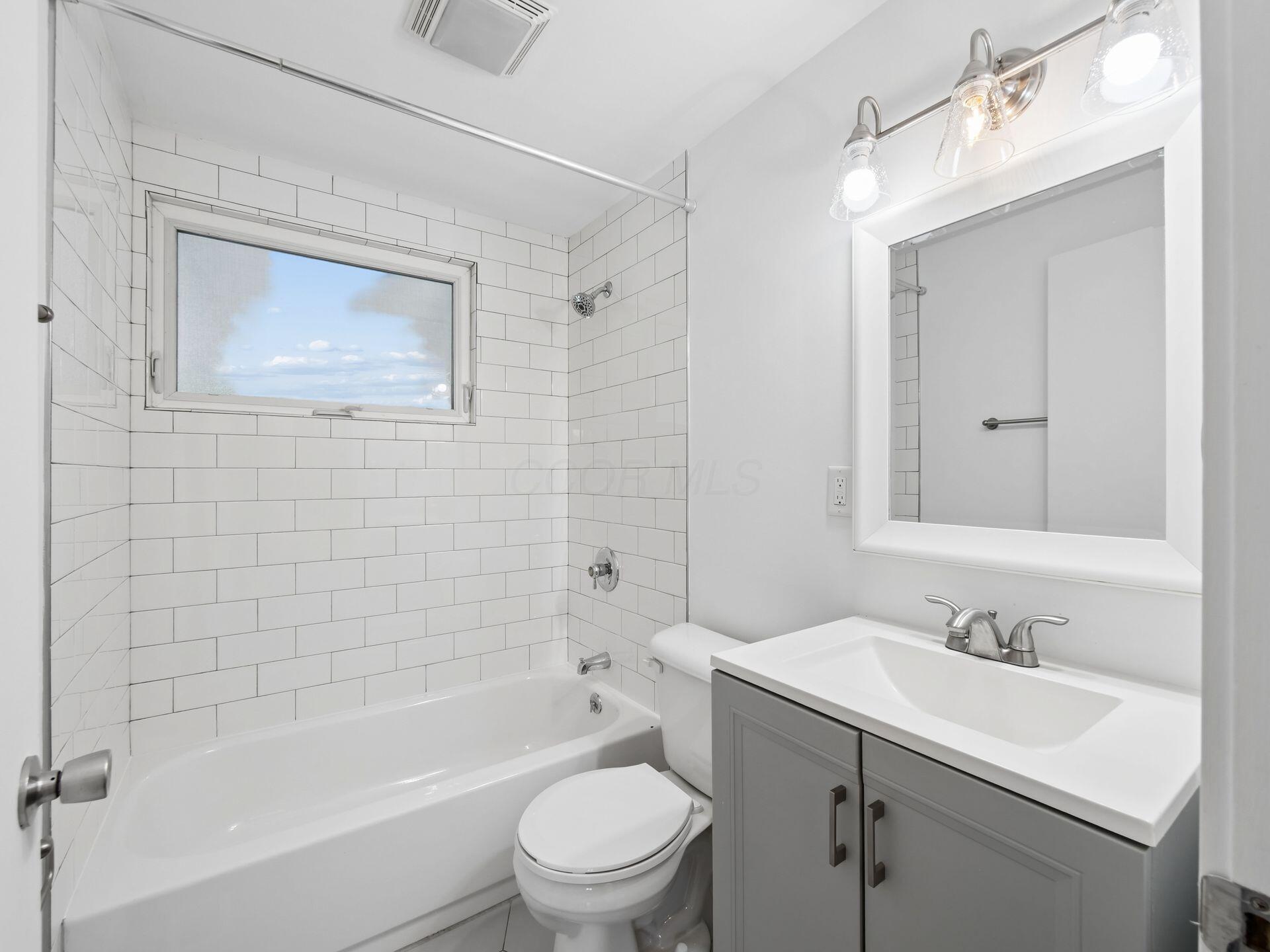 2450 Bristol Road Columbus, OH 43221 - Photo 24 of 31 022_ Rd Columbus OH 43221 USA