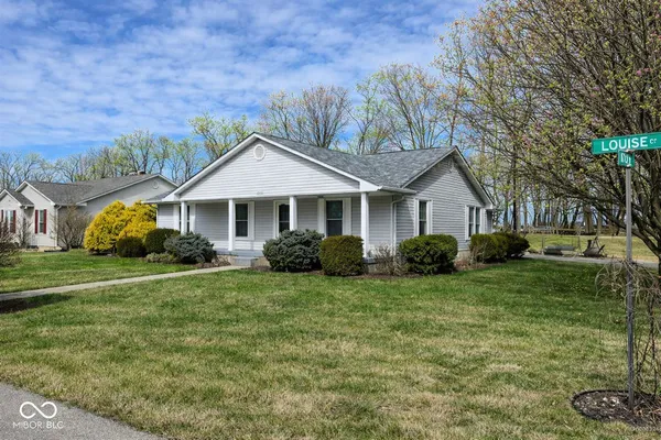 $297,500 | 1010 Louise Court, Seymour, IN 47274