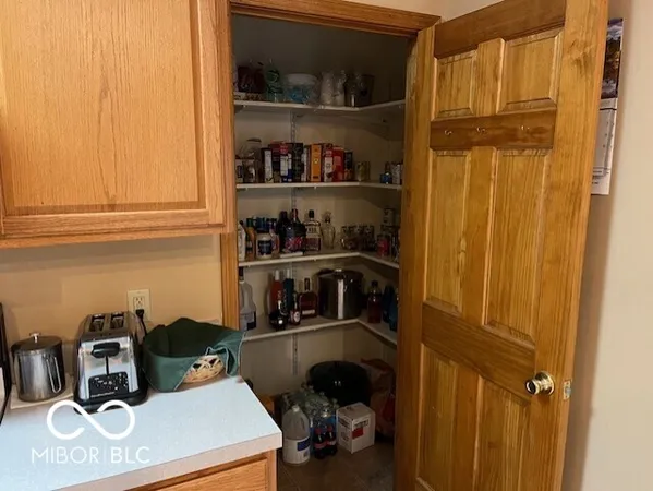 $297,500 | 1010 Louise Court, Seymour, IN 47274