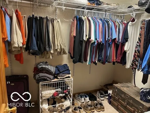 $297,500 | 1010 Louise Court, Seymour, IN 47274