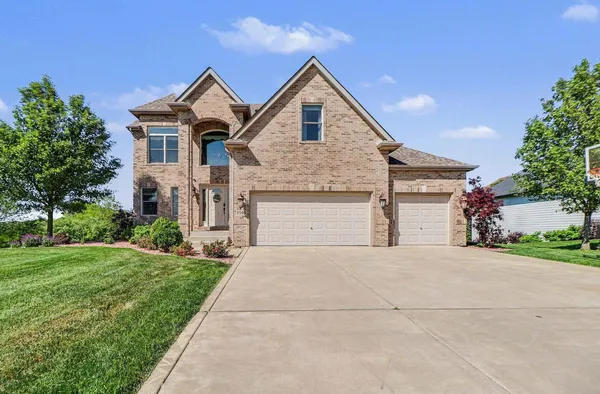 $749,900 | 8490 Doubletree Drive North, Crown Point, IN 46307