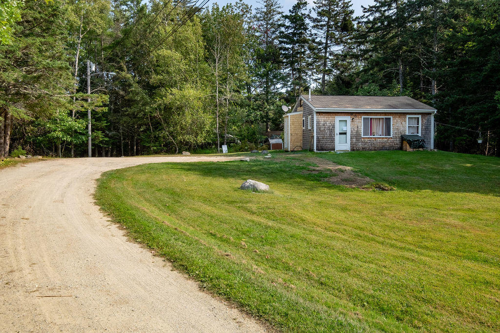 121 Dow Road Deer Isle, ME 04627 - Photo 38 of 40 121DowRd-0925