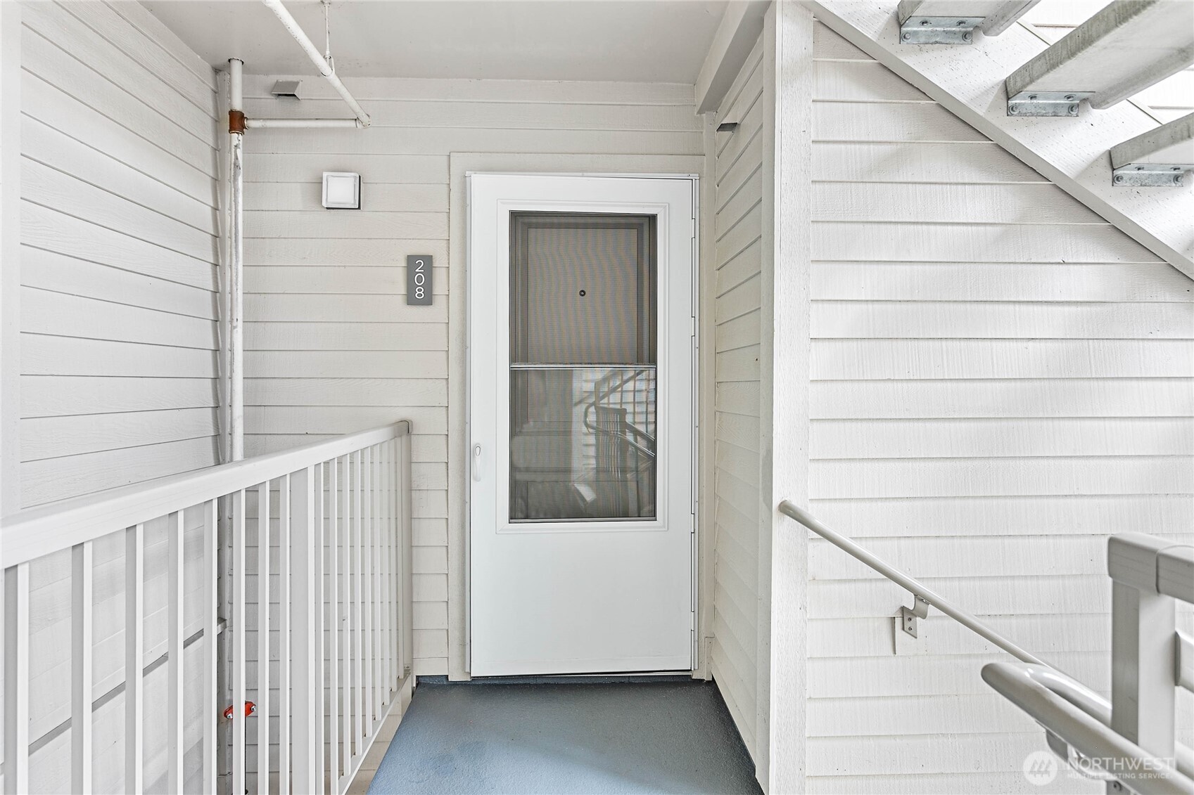 600 South State Street, Unit 208 Bellingham, WA 98225 - Photo 32 of 34