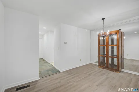 $349,000 | 49 Deer Run, Unit 49, Bethel, CT 06801