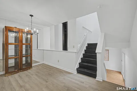 $349,000 | 49 Deer Run, Unit 49, Bethel, CT 06801